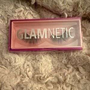 💛 2/$25 Glamnetic Eyelashes - VIP